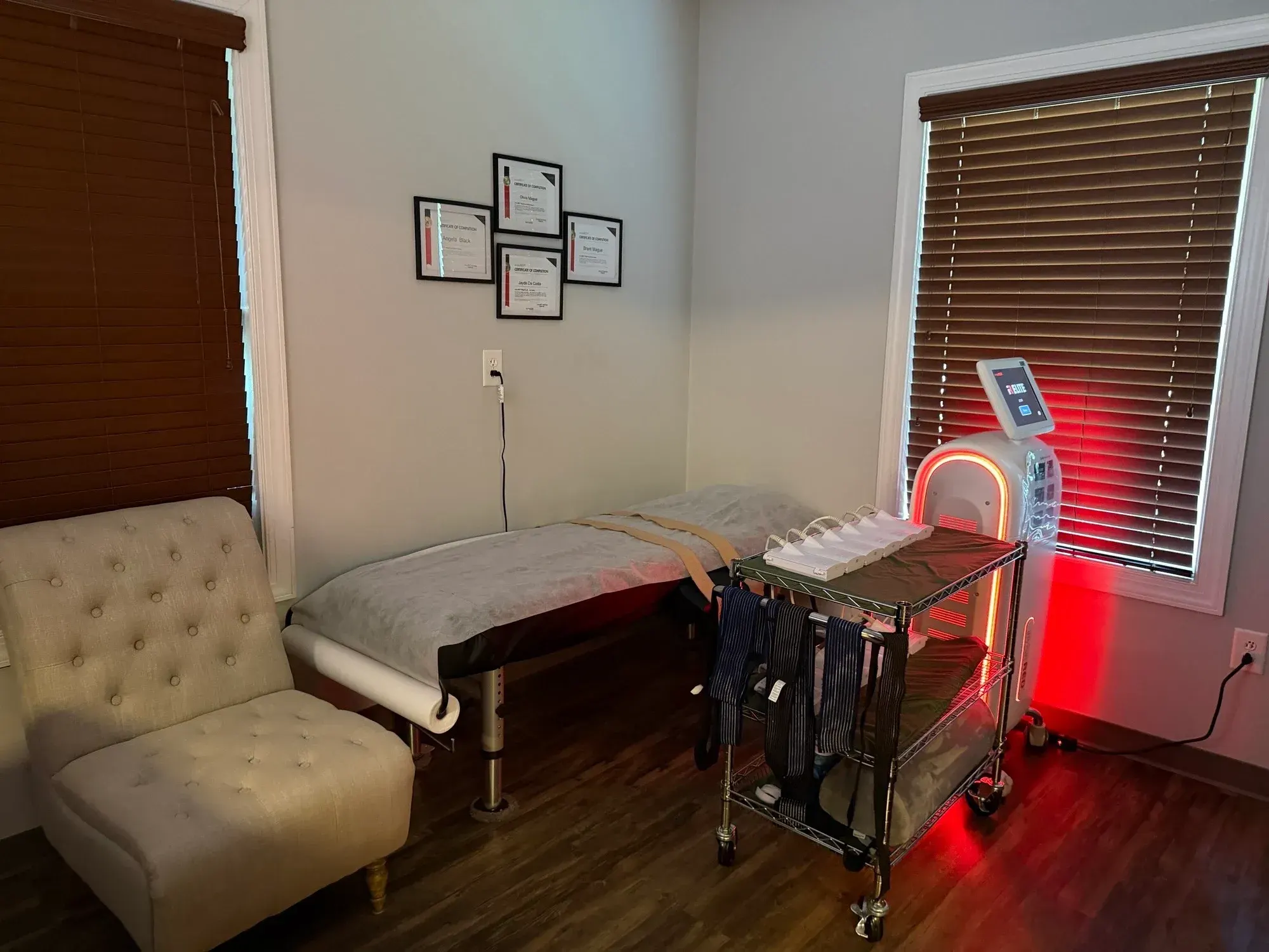 Non-surgical skin tightening session on the abdomen with invisa-RED applicators at Aspire Trim Clinic, Charlotte, NC